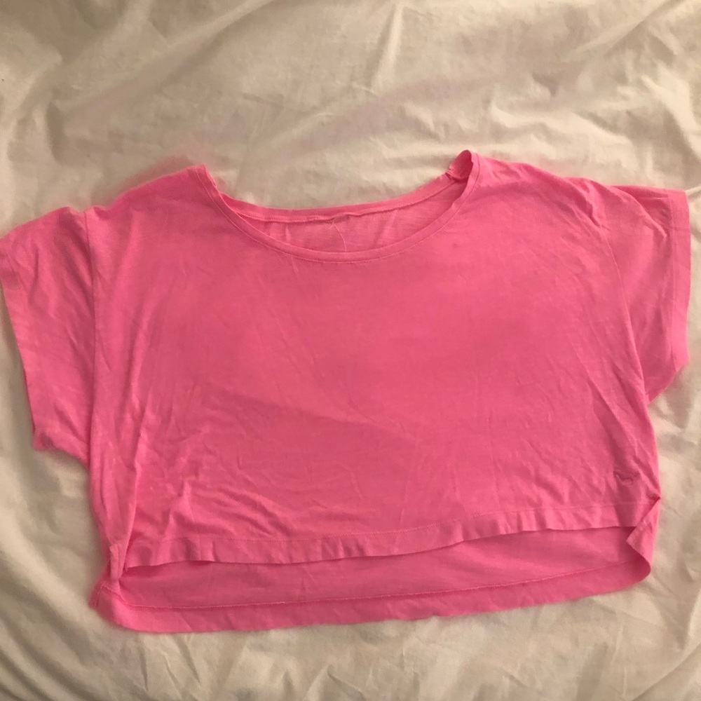 VS neon pink cropped top